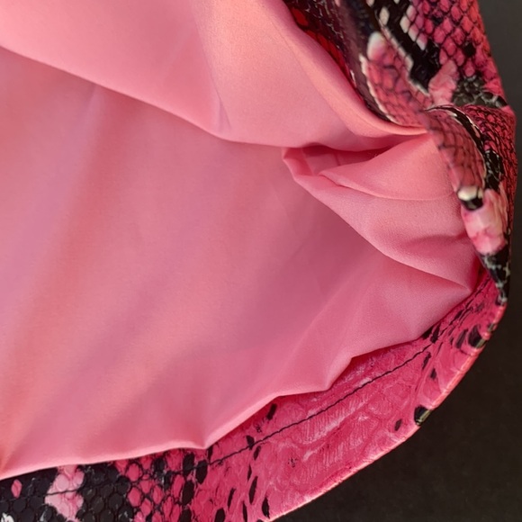 New GUESS Women's Skirt SZ M - Picture 7 of 7